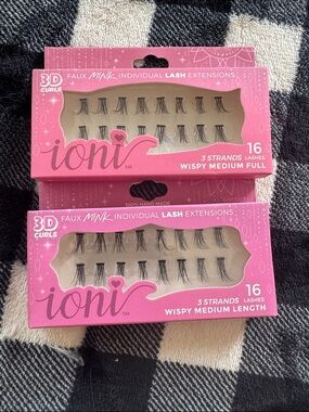 ioni 3D Faux Mink Individual Lash Extensions - Pink Packaging